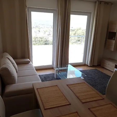 Apartment Maslinica