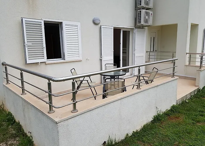Maslinica Apartamento